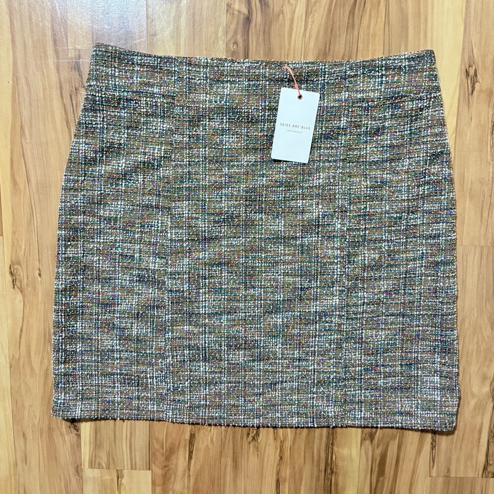 NWT Women’s Skies Are Blue Size L
